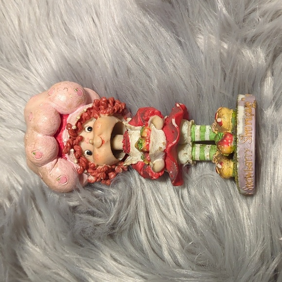 strawberry shortcake Other - Strawberry shortcake bobblehead